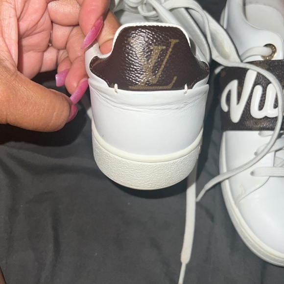 Shoes - Picture 2 of 6